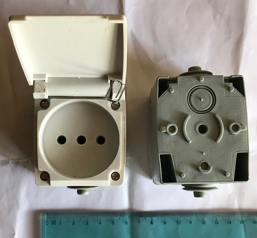 Presa elettrica 250v 16a - 250v,
